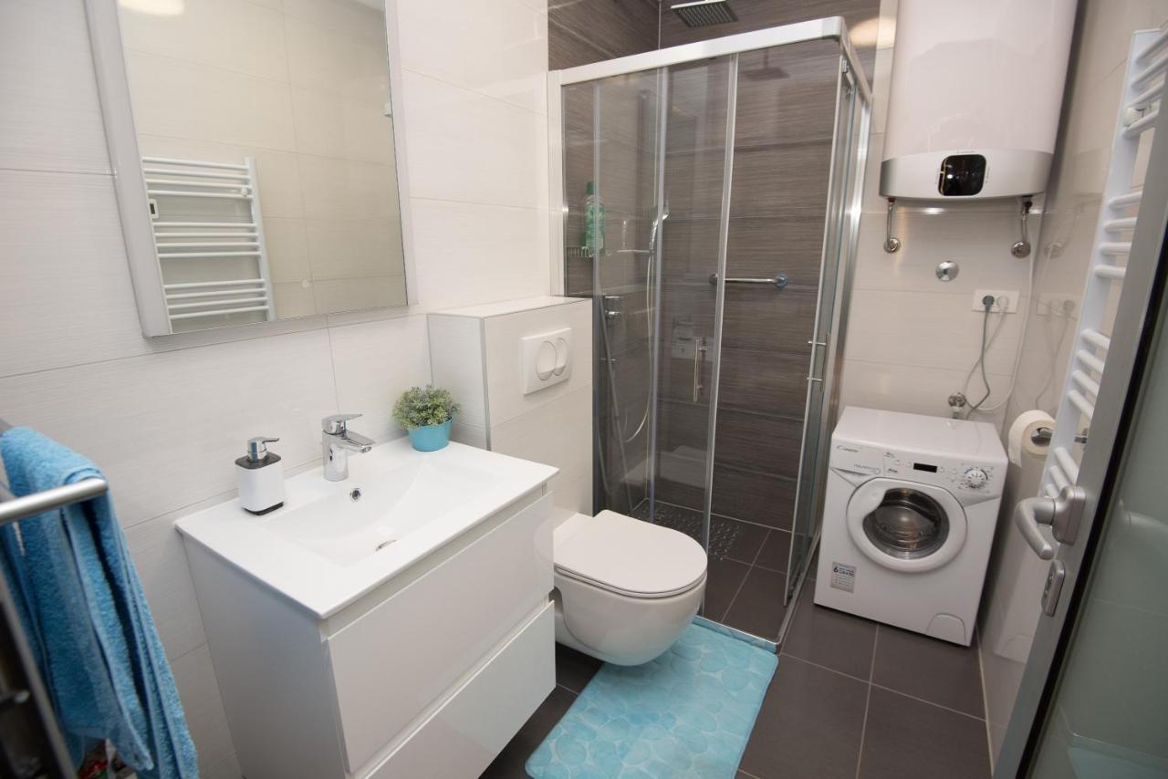Luxury Studio Apartment Honeymoon Split Exterior foto
